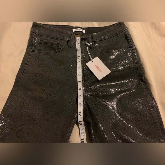 Good American Good Waist Jeans Gray Metallic Coated Snakeskin Skinny Size 8/29 - Picture 8 of 14